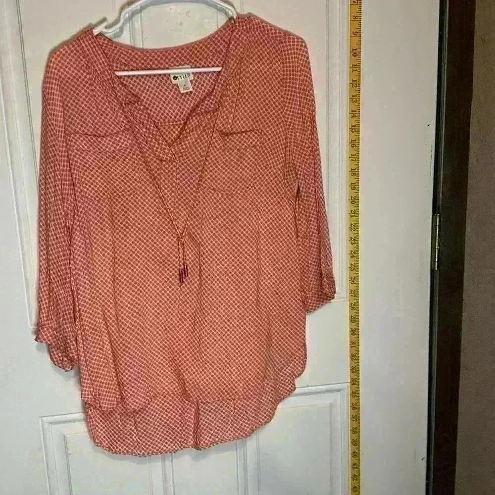 Women's Stylus Brand Size Medium Casual Blouse